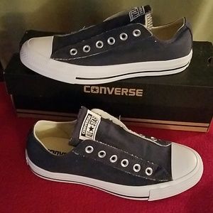 Converse Low Slip On